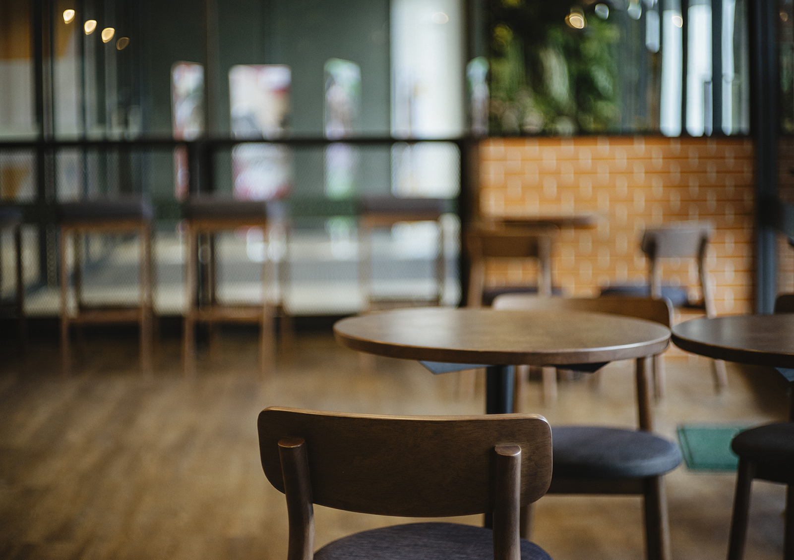 empty-restaurant-during-covid19